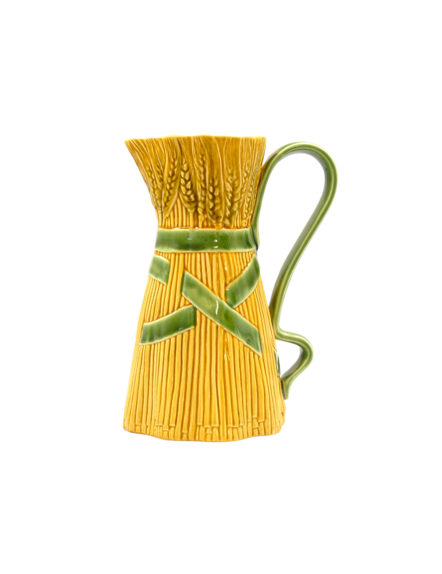 Carafe Epis de blé signé Bordallo Pinheiro, jaune et verte en céramqiue