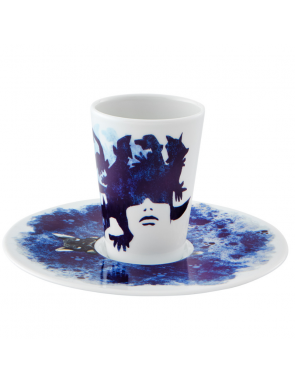 Tasse et sa soucoupe bleu et blanche avec motifs abstrait