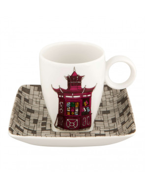 Tasse de la collection Alma do Porto de Vista Alegre avec un monument rouge dessus et une soucoupe au motif azulejos