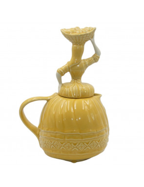 Théière jaune  représentant une varina